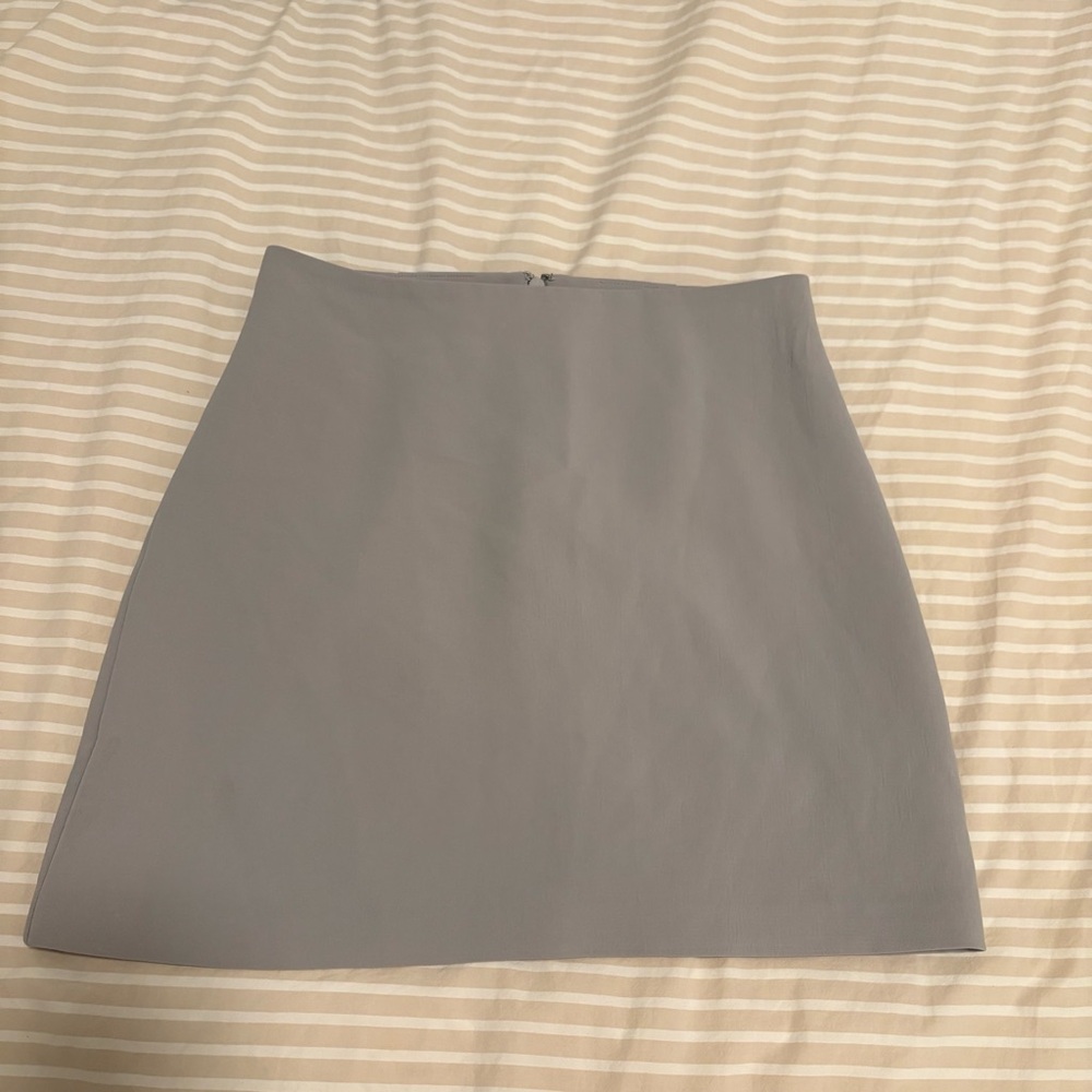 Aritzia Wilfred Classic Mini Skirt